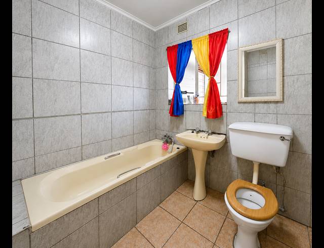 3 BEDROOM HOUSE FOR SALE IN VANDERBIJLPARK CW 6